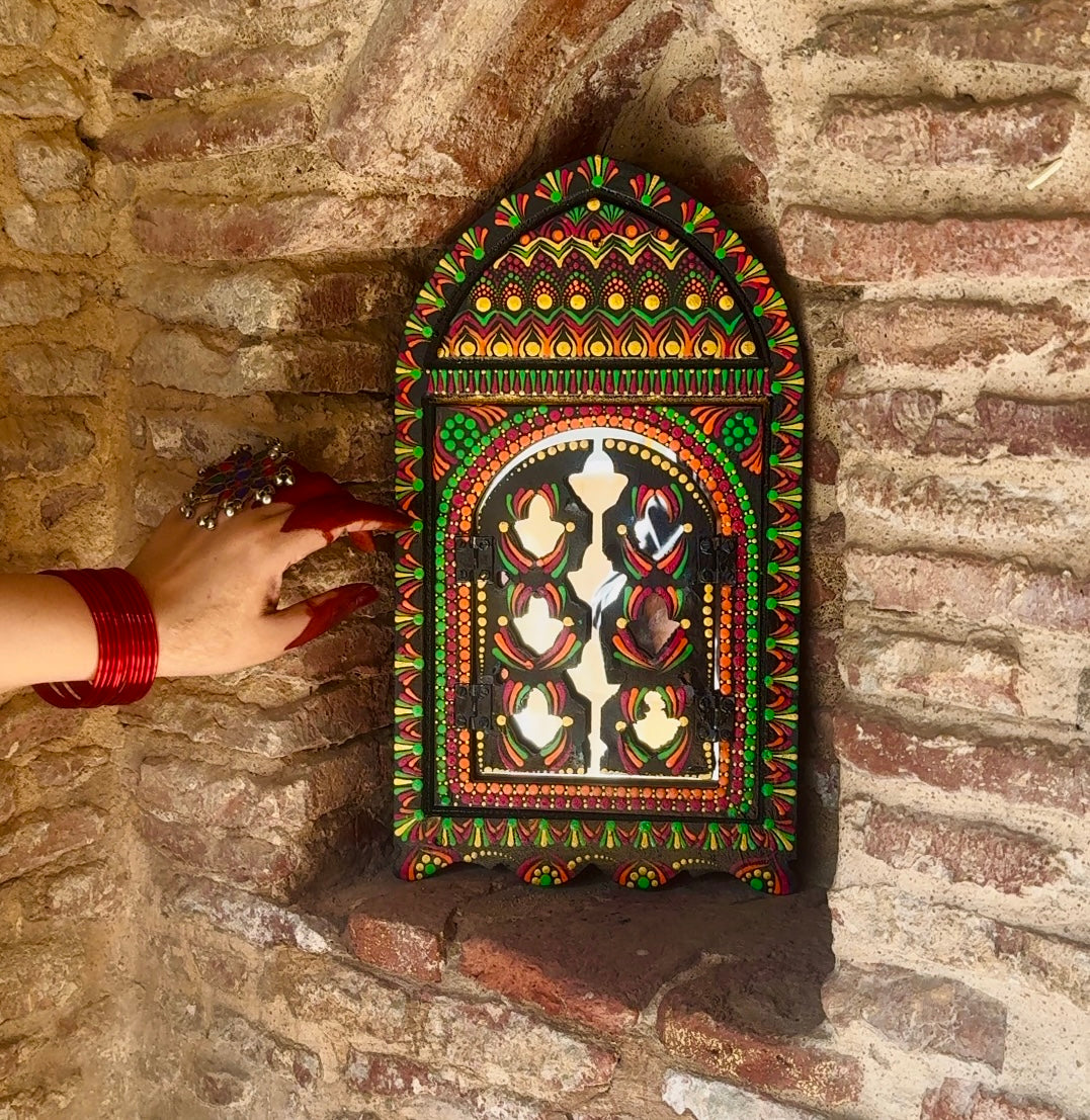 Noor Mirror Door