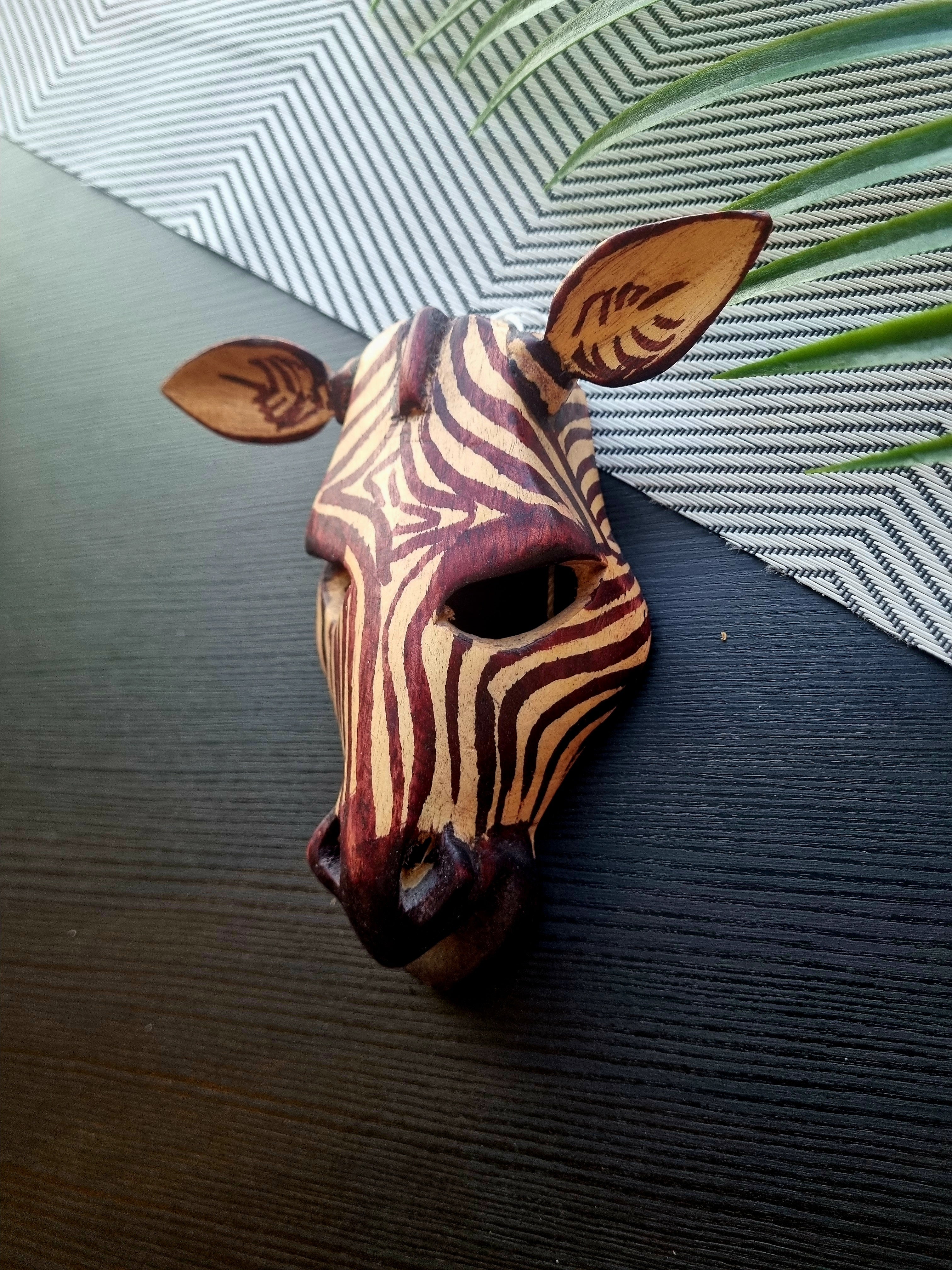Animal Wall Face Mask Small