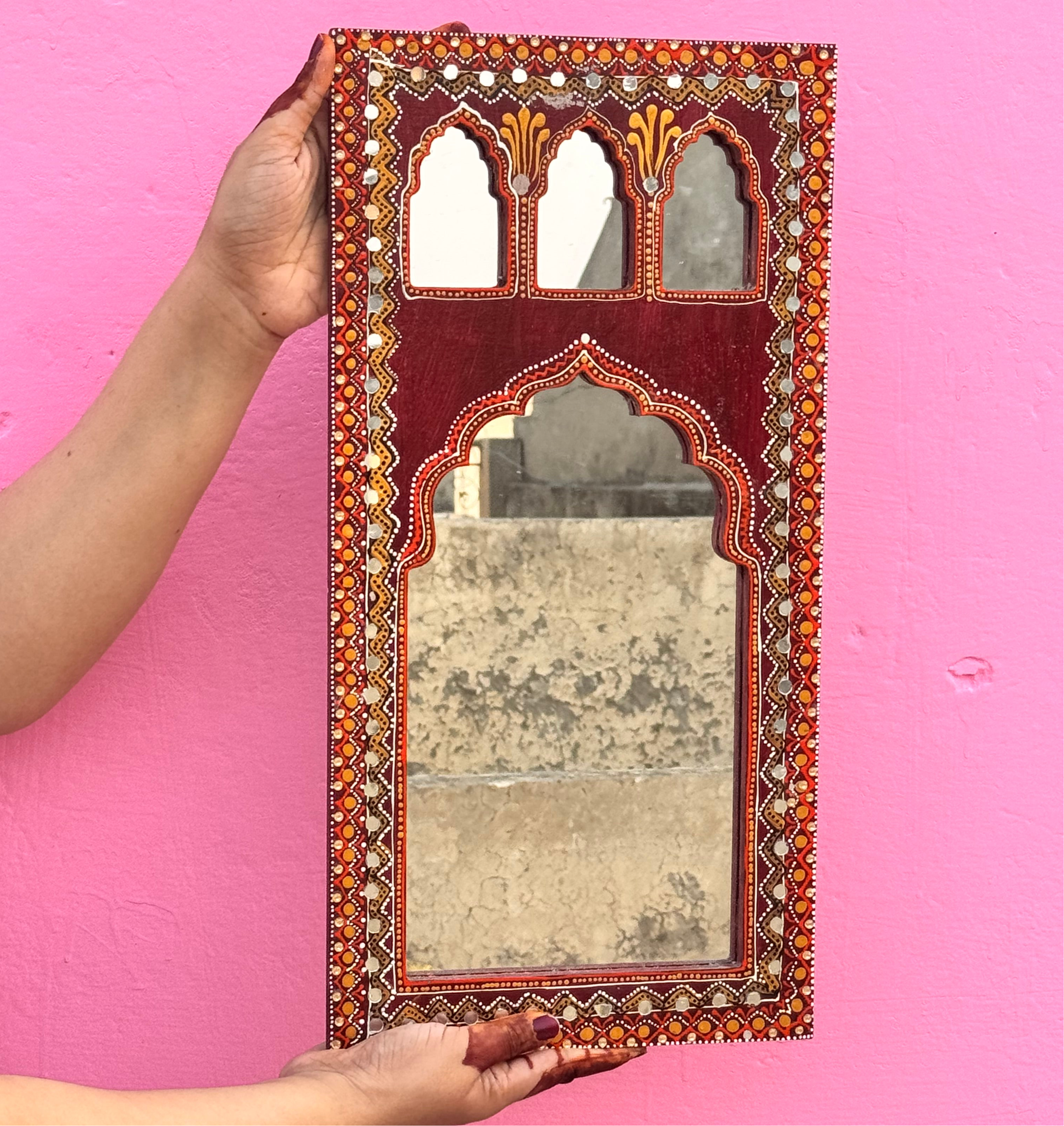 Zulekha Mirror